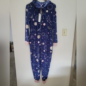 Hale Bob Sleeper Celestial Onesie Sz M NWT